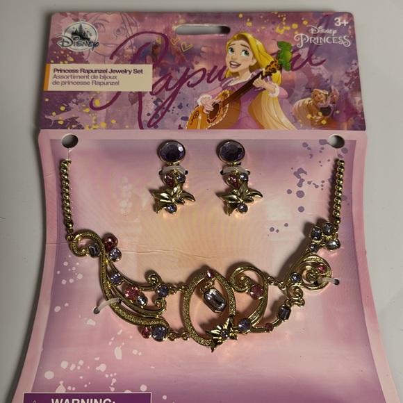 Rapunzel Dress Up - Picture 3 of 3